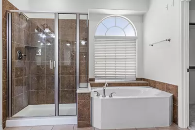 2932 Montalbo, Grand Prairie, TX 75054 - Photo 22