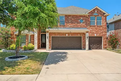 2932 Montalbo, Grand Prairie, TX 75054 - Photo 2