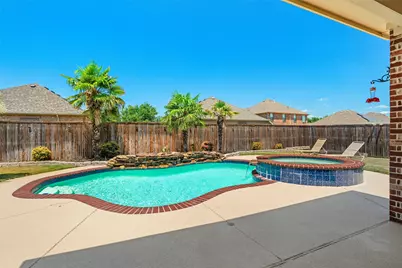 2932 Montalbo, Grand Prairie, TX 75054 - Photo 36