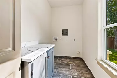 2515 Coyote Trail, Granbury, TX 76048 - Photo 6