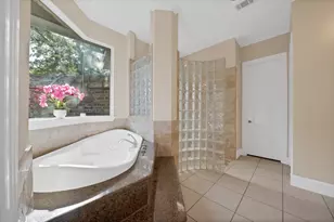 6204 Toscana Cir, Fort Worth, TX 76140 - Photo 16