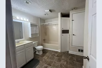 2525 Oakwood Terrace, Haltom City, TX 76117 - Photo 6