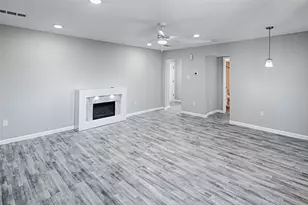 2835 Keller Springs Rd, Carrollton, TX 75006 - Photo 6