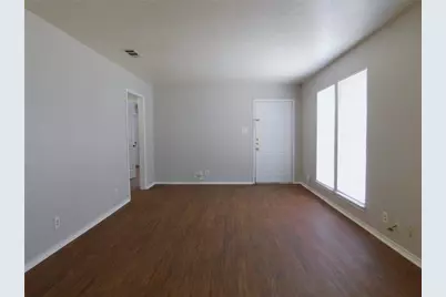 3305 Gardenview Circle, Denton, TX 76207 - Photo 4