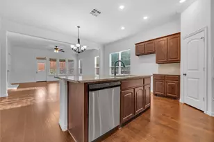 7337 Howling Coyote Ln, Fort Worth, TX 76131 - Photo 12