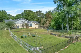 522 W High St, Grand Saline, TX 75140 - Photo 34
