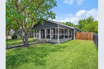 3435 Avenue M, Fort Worth, TX 76105 - Photo 2