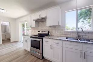 2505 Plaza St, Arlington, TX 76010 - Photo 6