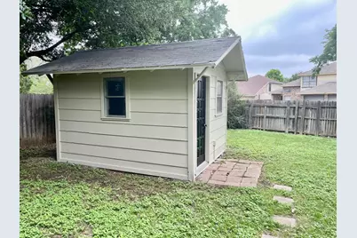 5202 Sherburne Drive, Arlington, TX 76018 - Photo 20