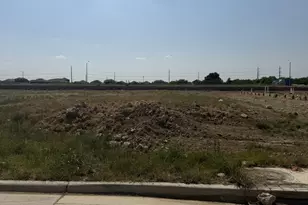 10061 Leeway Trl, Fort Worth, TX 76131 - Photo 2