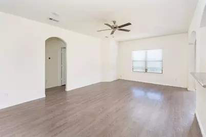 117 Willowbend Loop, Mabank, TX 75147 - Photo 6