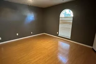 4601 Elm Ridge Ln, Garland, TX 75044 - Photo 2