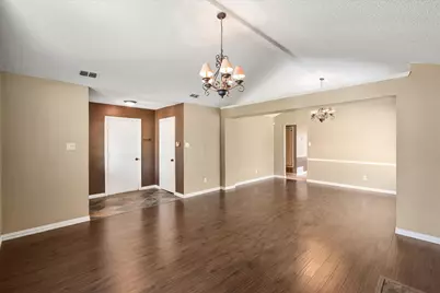 4209 Worth Forest Drive, Arlington, TX 76016 - Photo 4