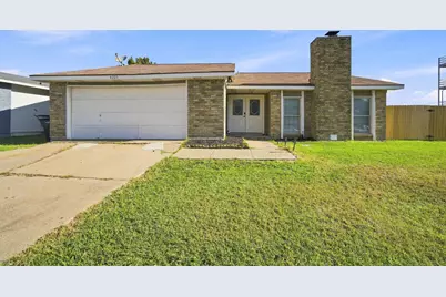4205 Longstraw Drive, Fort Worth, TX 76137 - Photo 2