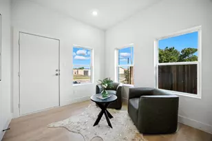 312 N Lancaster Ave, Dallas, TX 75203 - Photo 6