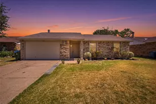 5661 Pearce St, The Colony, TX 75056 - Photo 2
