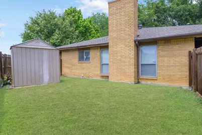 2114 Valleywood Drive, Arlington, TX 76013 - Photo 16