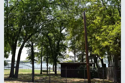 1411 E Lake Drive, Weatherford, TX 76087 - Photo 10