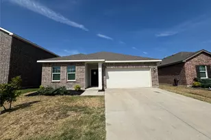 1720 Escondido Dr, Fort Worth, TX 76052 - Photo 1