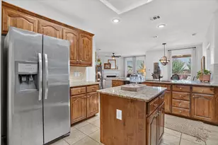 2201 Kaitlyn Dr, Weatherford, TX 76087 - Photo 10