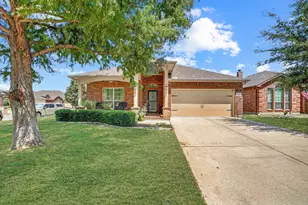 2201 Kaitlyn Dr, Weatherford, TX 76087 - Photo 2