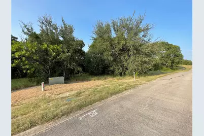 8033 Retreat Boulevard, Cleburne, TX 76033 - Photo 14