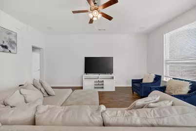 7815 Kettle Creek Drive, Arlington, TX 76001 - Photo 14