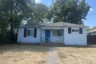 517 Hawthorne St, Irving, TX 75061 - Photo 1