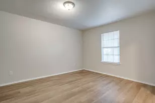 204 W Northern Ave, Saginaw, TX 76179 - Photo 22