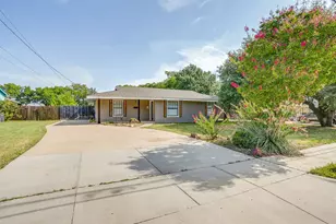 204 W Northern Ave, Saginaw, TX 76179 - Photo 1