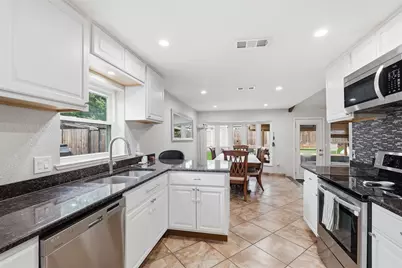 1104 Monterrey Street, Bedford, TX 76022 - Photo 20