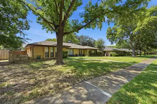 2728 Northcrest Dr, Plano, TX 75075 - Photo 4