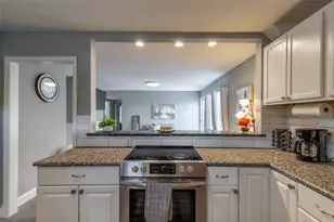 13641 Weald Green St, Dallas, TX 75240 - Photo 6