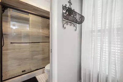 415 N Avenue I, Clifton, TX 76634 - Photo 18