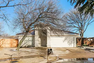 6000 Lavaca Dr, Arlington, TX 76018 - Photo 1