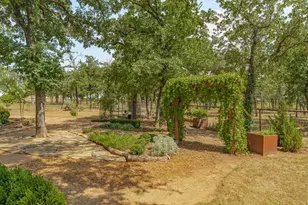 1155 Horsemans Dr, Stephenville, TX 76401 - Photo 24