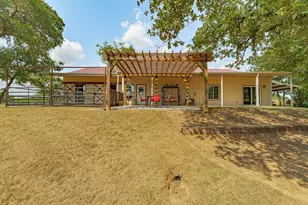 1155 Horsemans Dr, Stephenville, TX 76401 - Photo 22