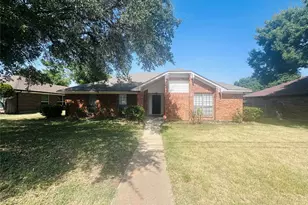 208 S Malone Rd, Allen, TX 75002 - Photo 2