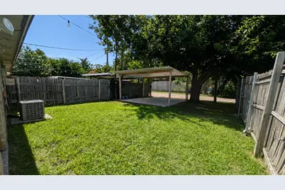 415 Liberty Place, Grand Prairie, TX 75052 - Photo 16