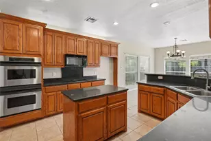 43192 Fringewood Dr, Whitney, TX 76692 - Photo 8