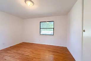 2609 Brockbank Dr, Irving, TX 75062 - Photo 4