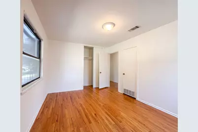 2609 Brockbank Drive, Irving, TX 75062 - Photo 10