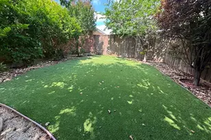 12236 Foothill Ln, Frisco, TX 75035 - Photo 6