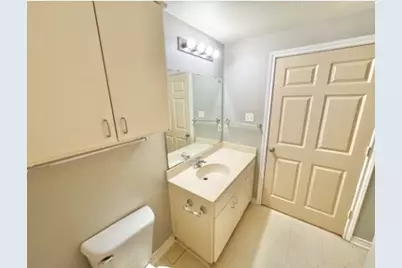 631 Texas Street, Denton, TX 76209 - Photo 12