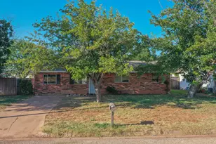 4250 Sherwood Dr, Abilene, TX 79606 - Photo 2