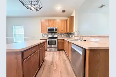 1910 Pin Oak Lane, Dallas, TX 75253 - Photo 8