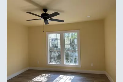 111 Pecan Street, Terrell, TX 75160 - Photo 8