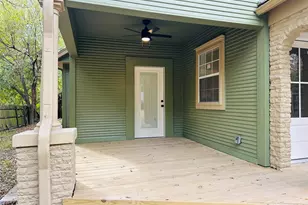 111 Pecan St, Terrell, TX 75160 - Photo 2