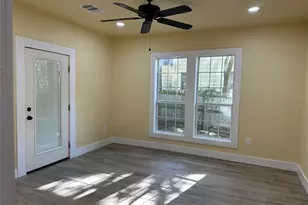 111 Pecan St, Terrell, TX 75160 - Photo 6