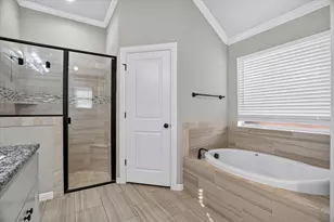 3335 White Horse Dr, Granbury, TX 76049 - Photo 12